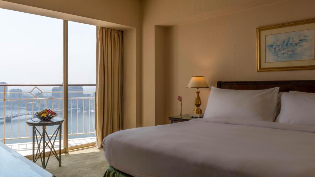 King Corner Guest Room - Nile View – Grand Nile Tower